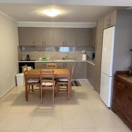 Deppys Apartment Porto Heli Luaran gambar